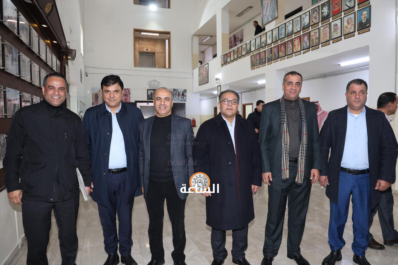 Madar Al-Saa Images 0.0910822596869193