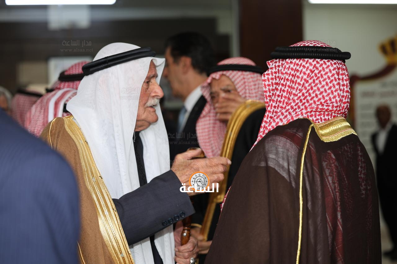 Madar Al-Saa Images 0.8711578420142035