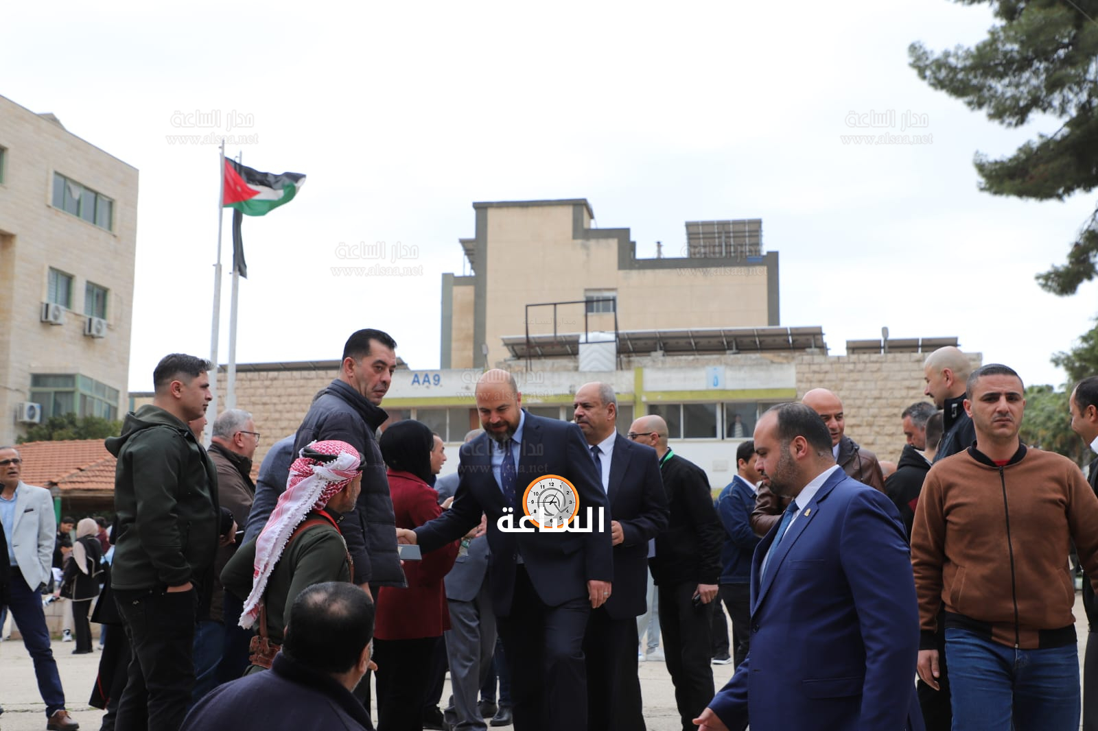 Madar Al-Saa Images 0.13609053937170656