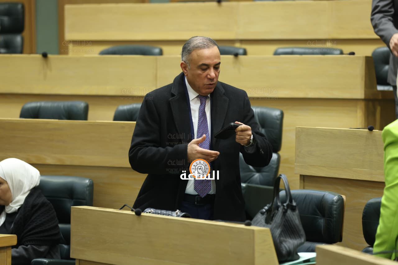 Madar Al-Saa Images 0.43346638440048657