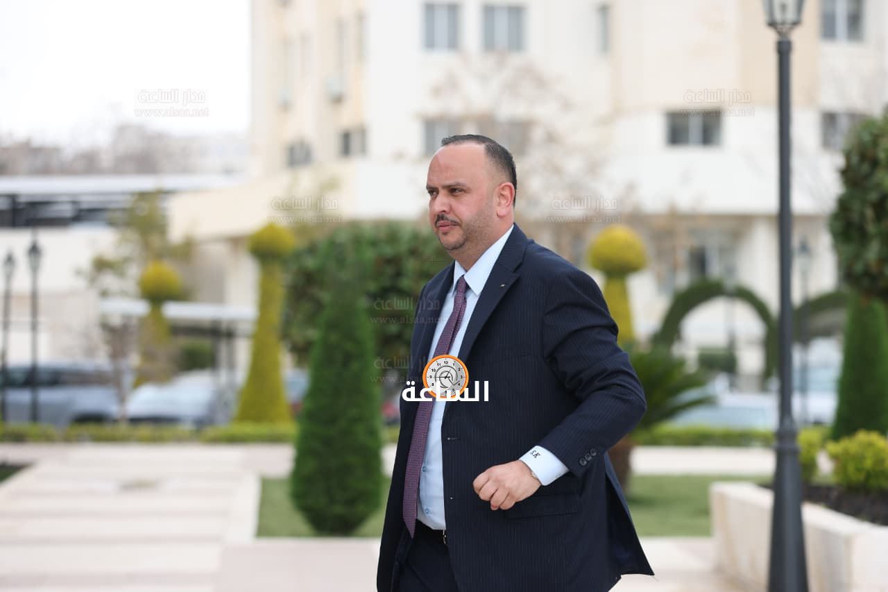 Madar Al-Saa Images 0.6749797550148763