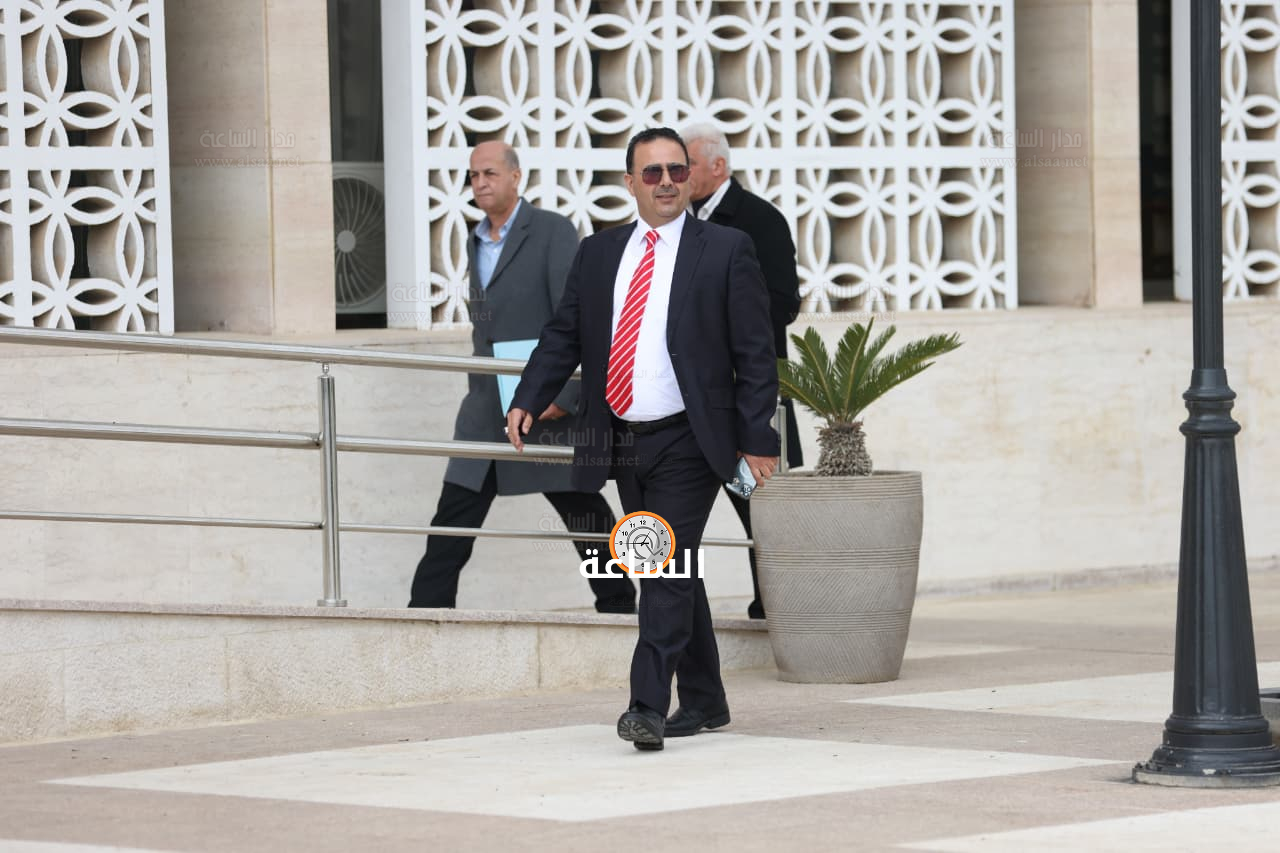 Madar Al-Saa Images 0.5732332321043773