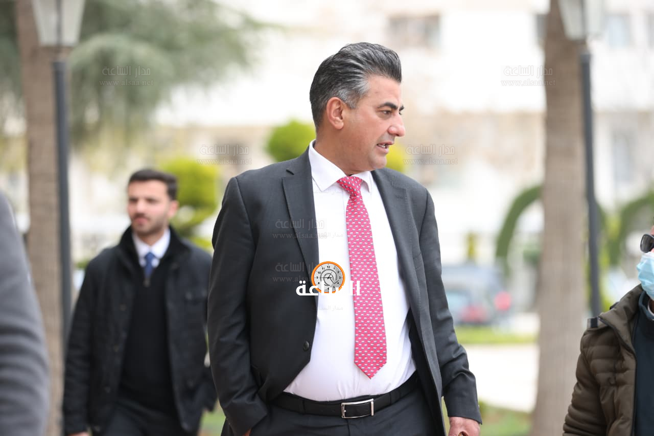 Madar Al-Saa Images 0.551903170494786