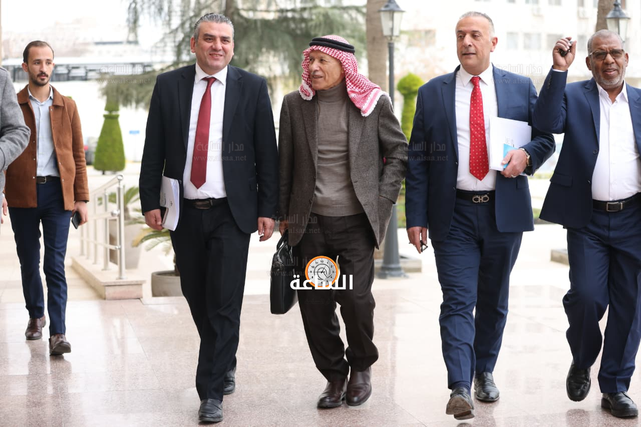 Madar Al-Saa Images 0.47505288476990326