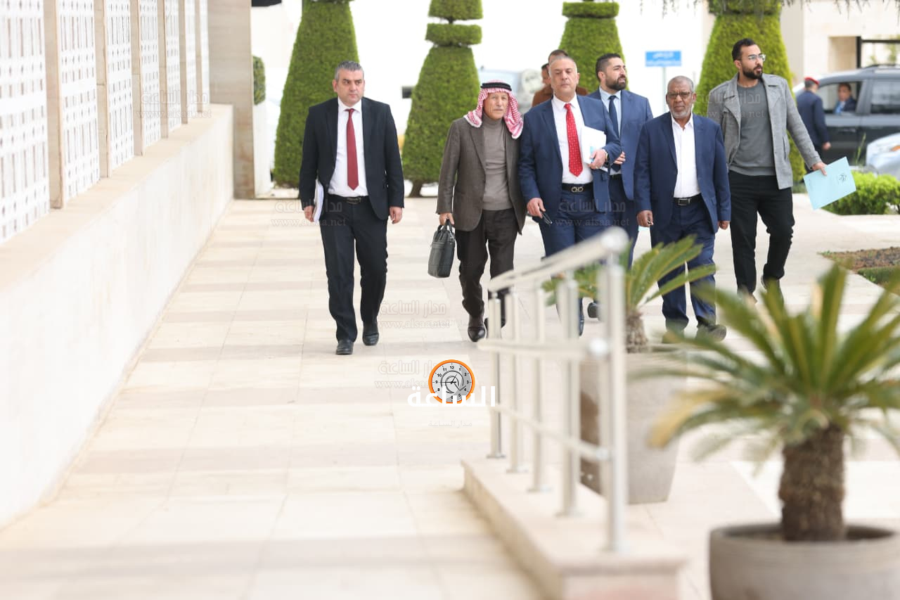 Madar Al-Saa Images 0.31766298484308375