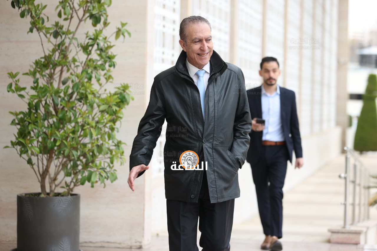 Madar Al-Saa Images 0.48919331275568423