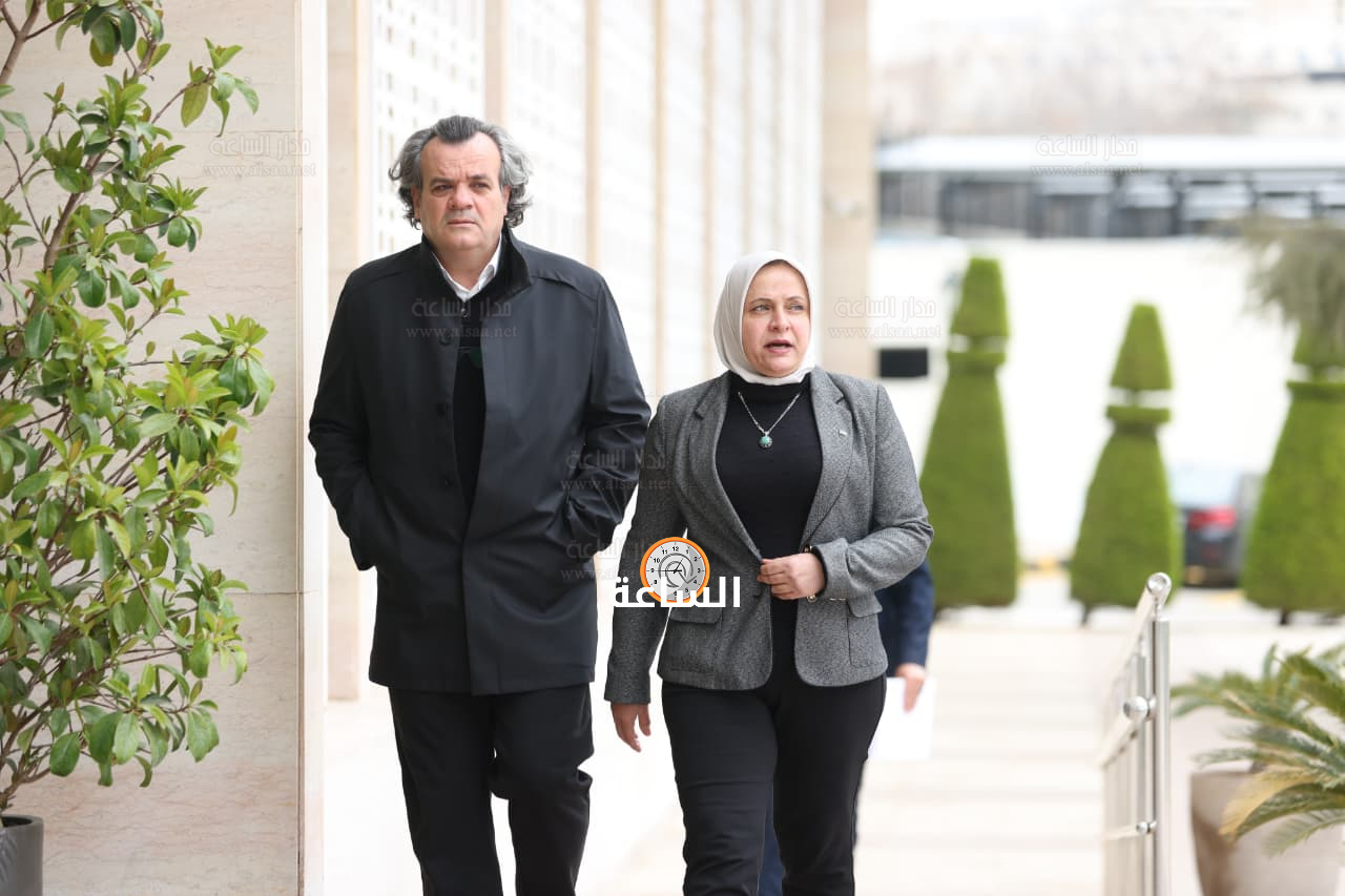 Madar Al-Saa Images 0.8666962285629574