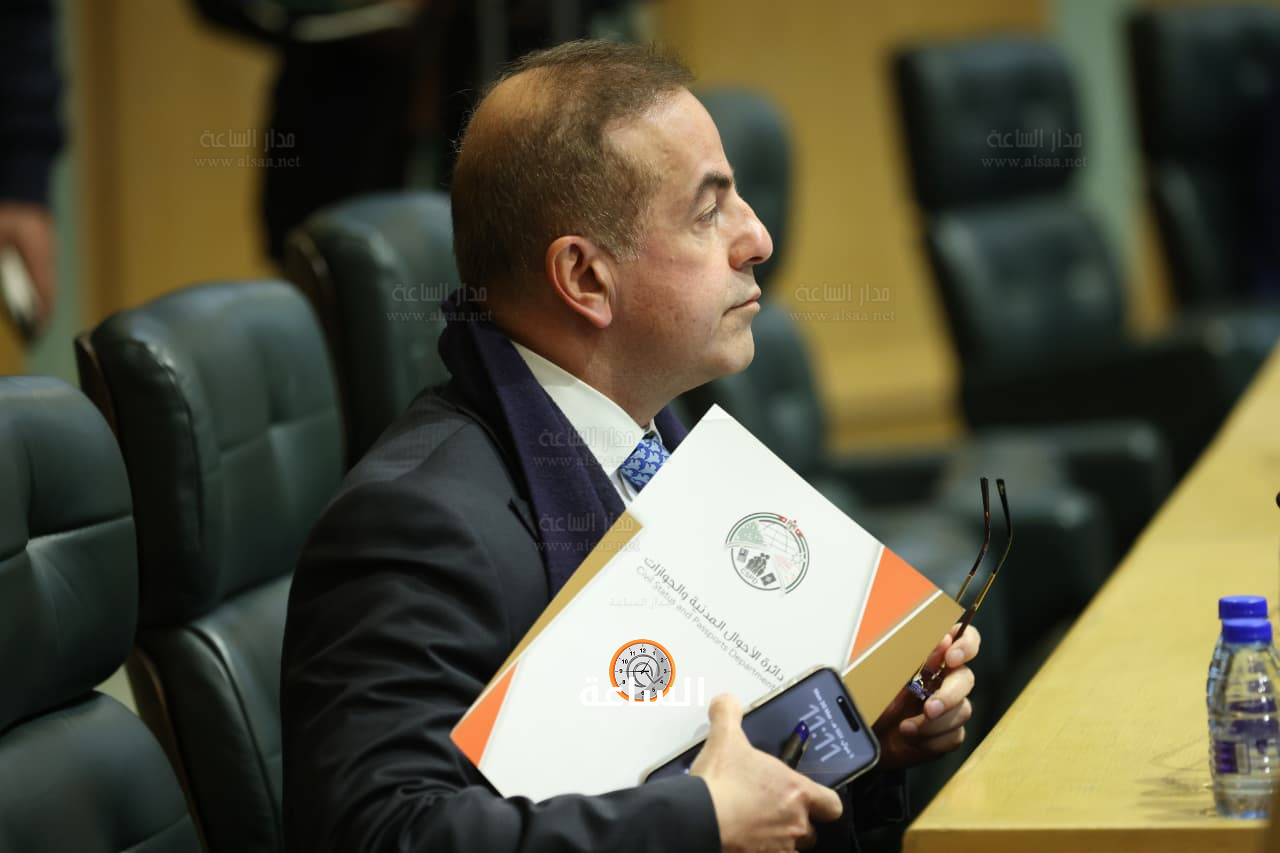 Madar Al-Saa Images 0.3751386127989408