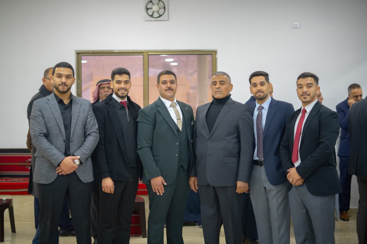 Madar Al-Saa Images 0.17330235577970687