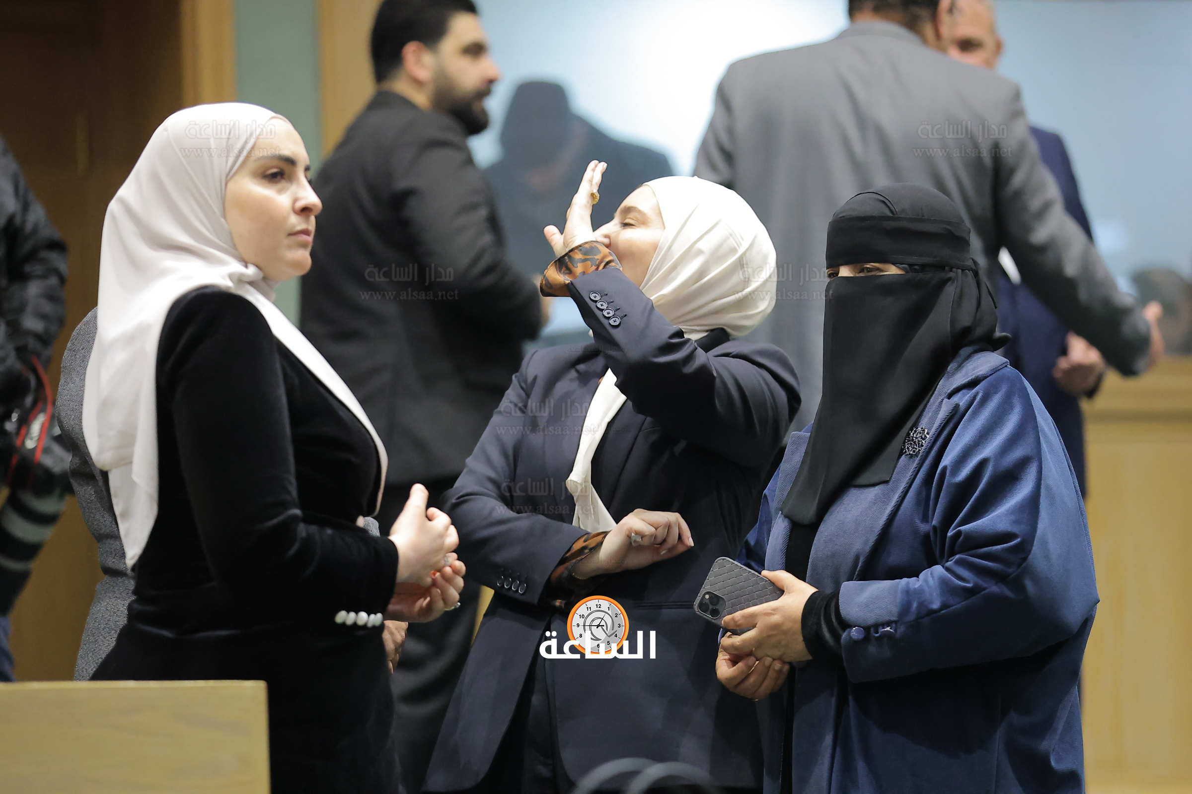 Madar Al-Saa Images 0.7914237356447571