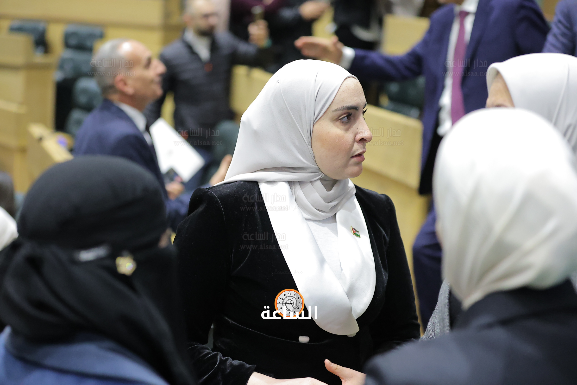 Madar Al-Saa Images 0.8232816727964123