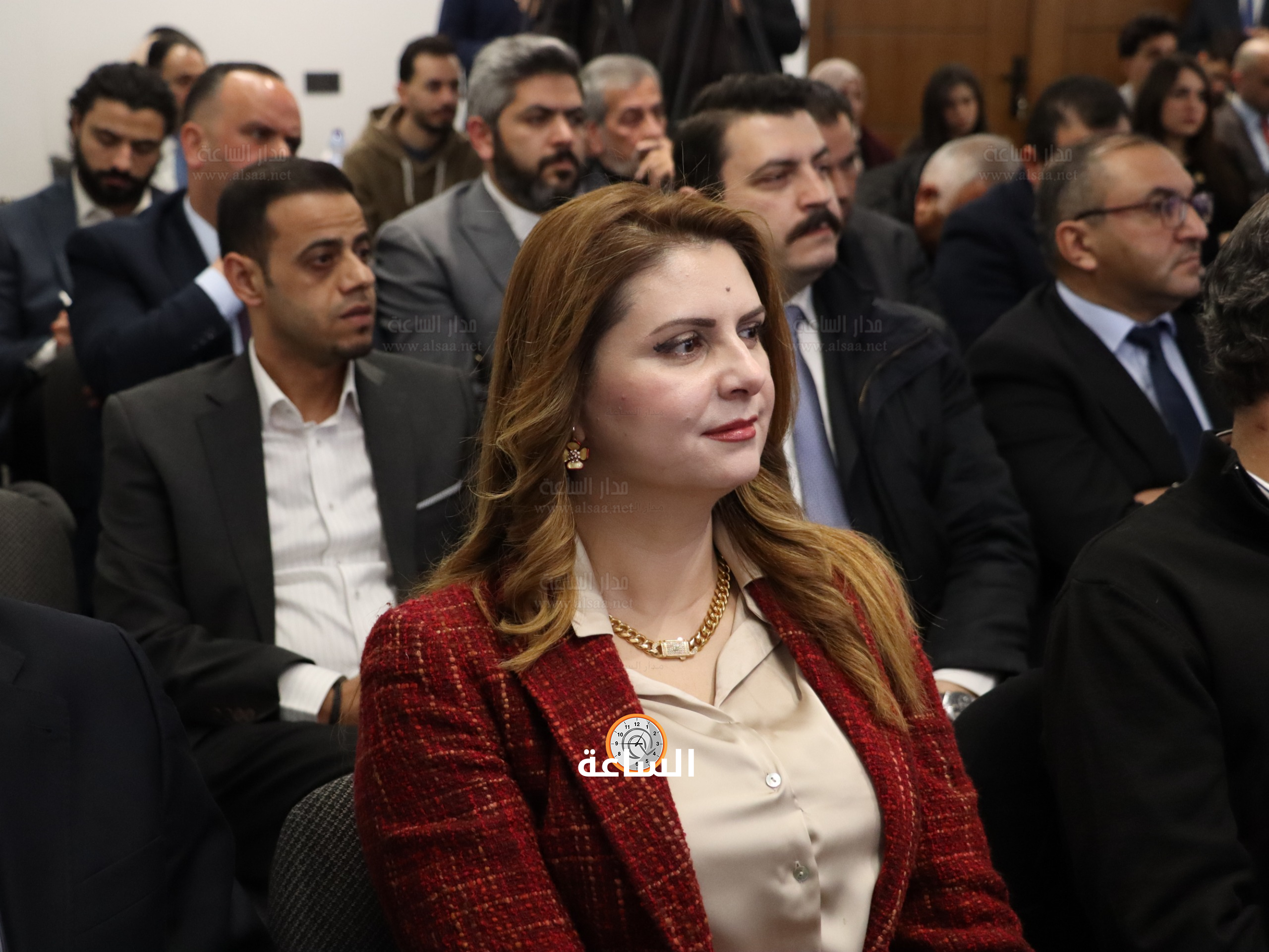 Madar Al-Saa Images 0.15856258608521767