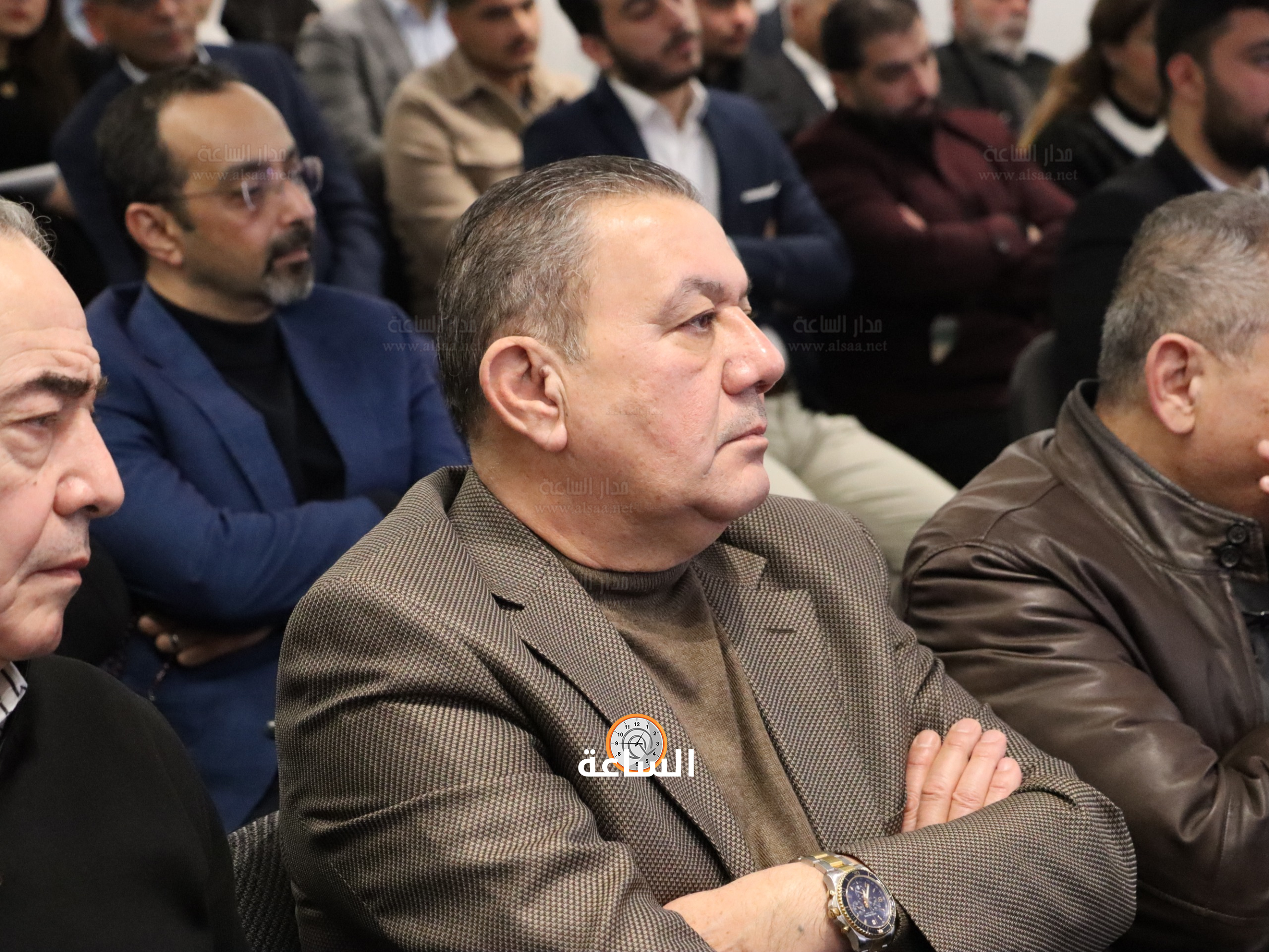 Madar Al-Saa Images 0.9740757160479361