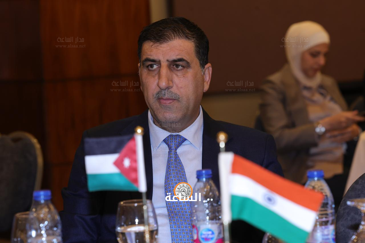 Madar Al-Saa Images 0.7290033023724772