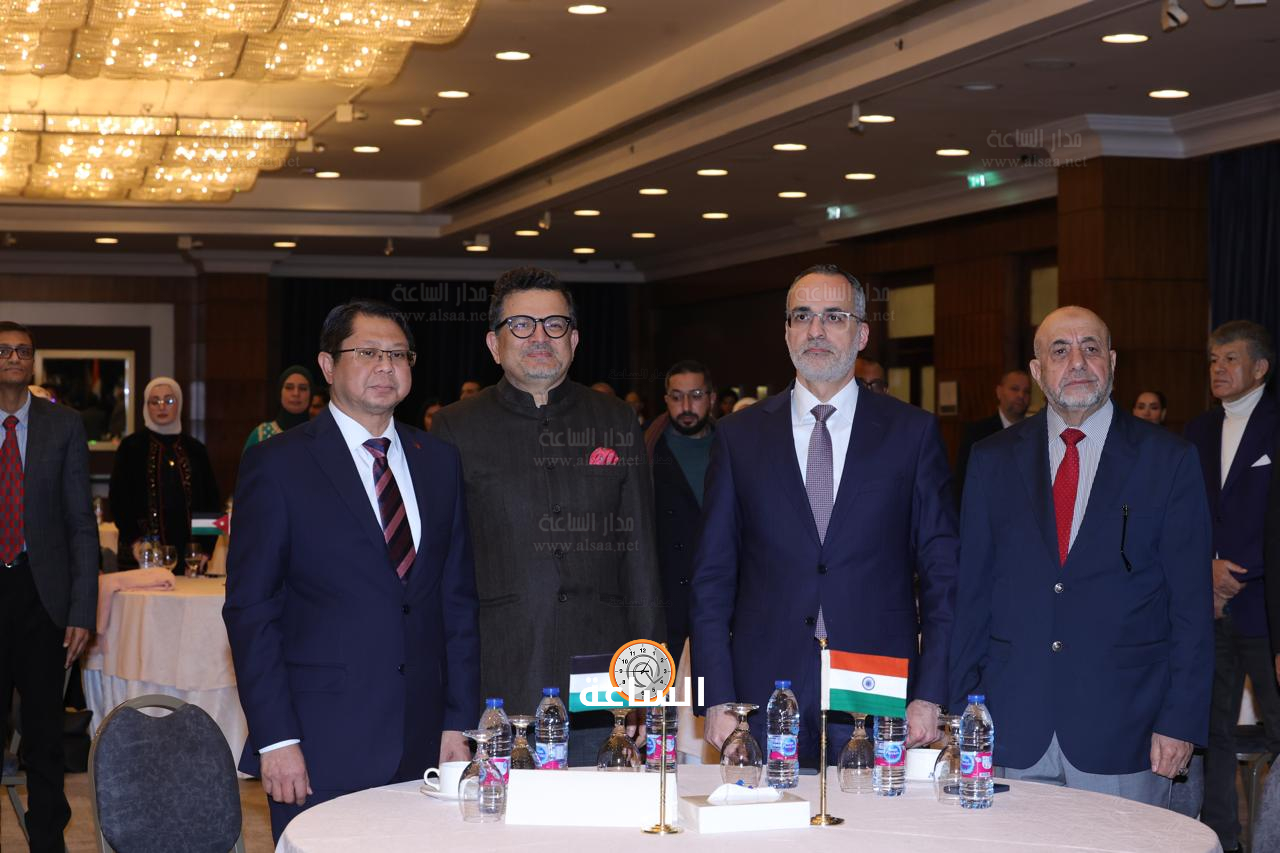 Madar Al-Saa Images 0.972611378247918