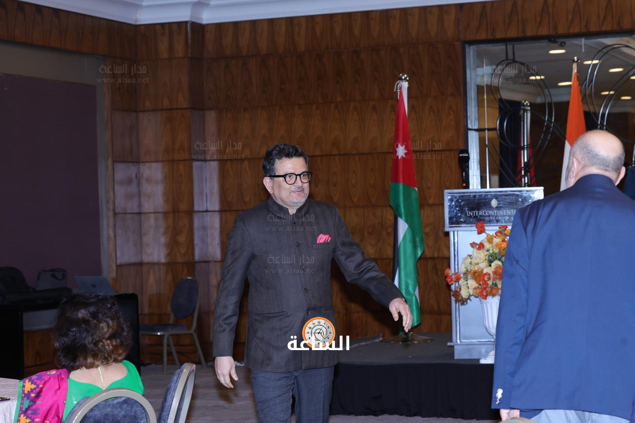 Madar Al-Saa Images 0.41488684069542514