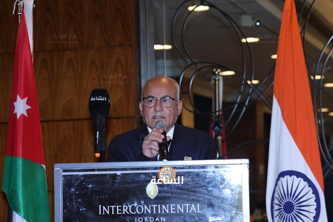 Madar Al-Saa Images 0.7394051340322046