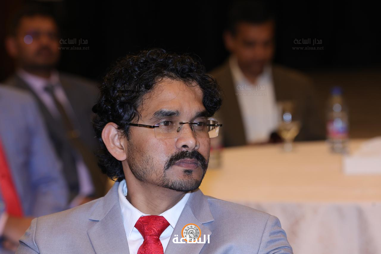 Madar Al-Saa Images 0.04063749727352994