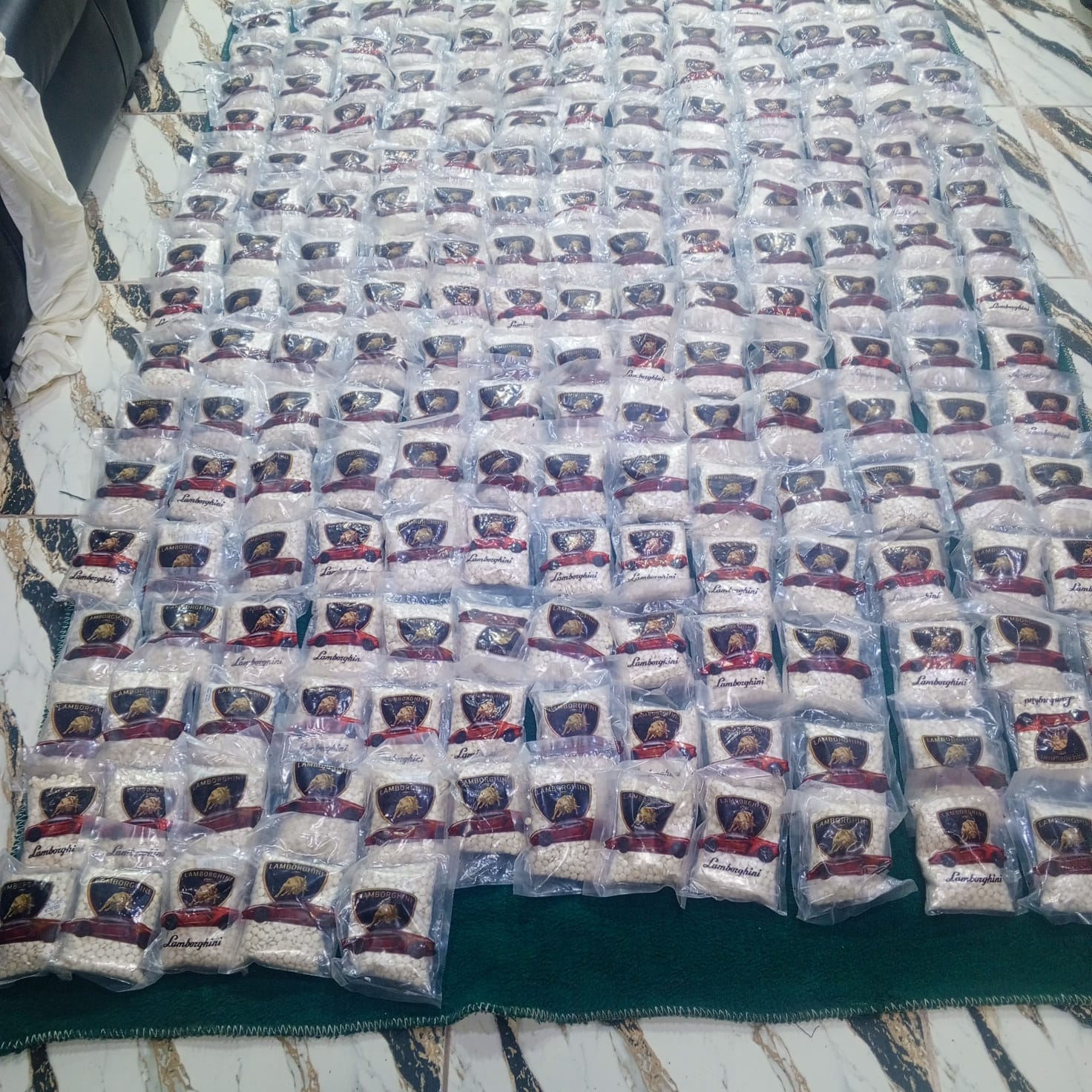 Madar Al-Saa Images 0.047613454053591964