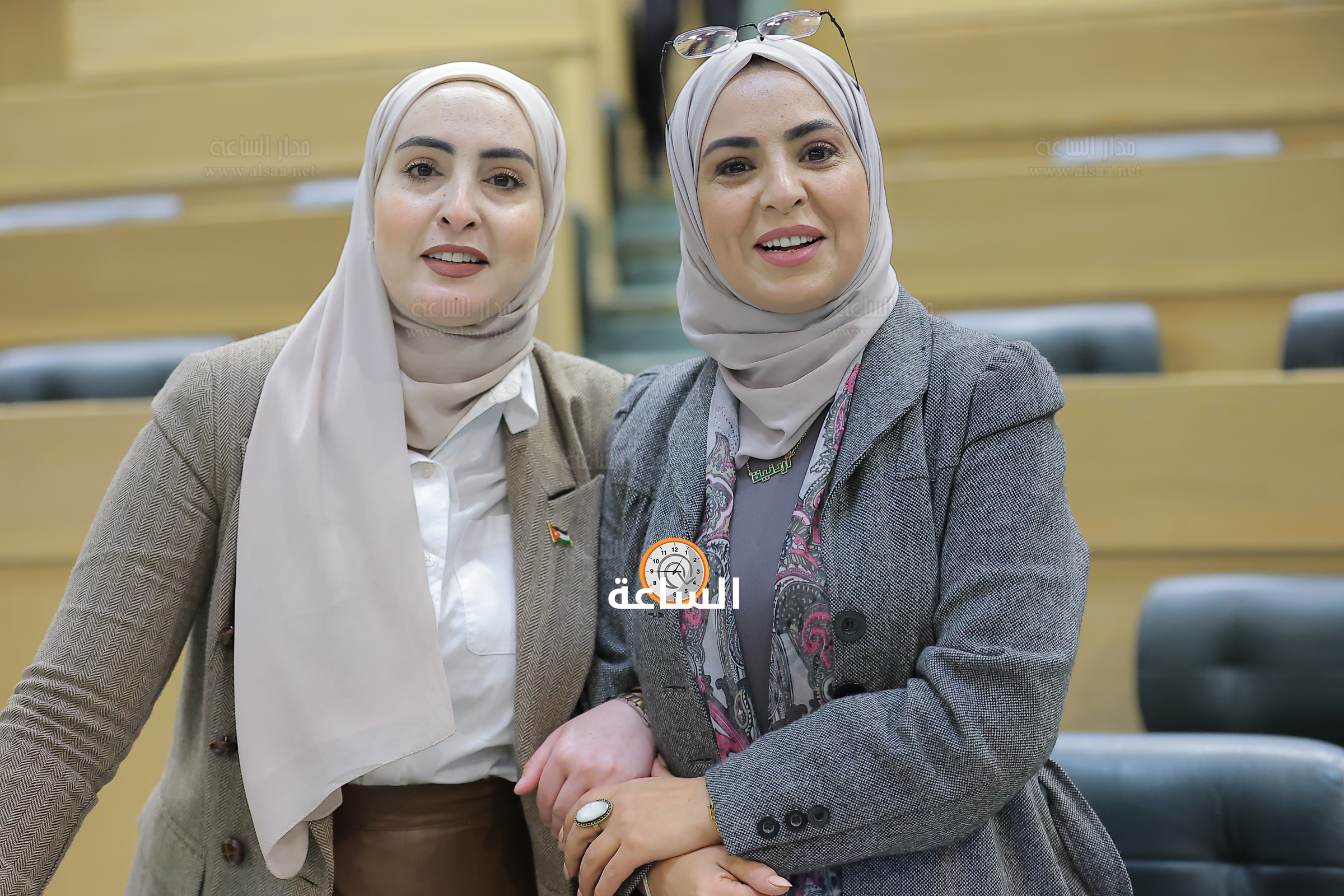 Madar Al-Saa Images 0.6263987831276217