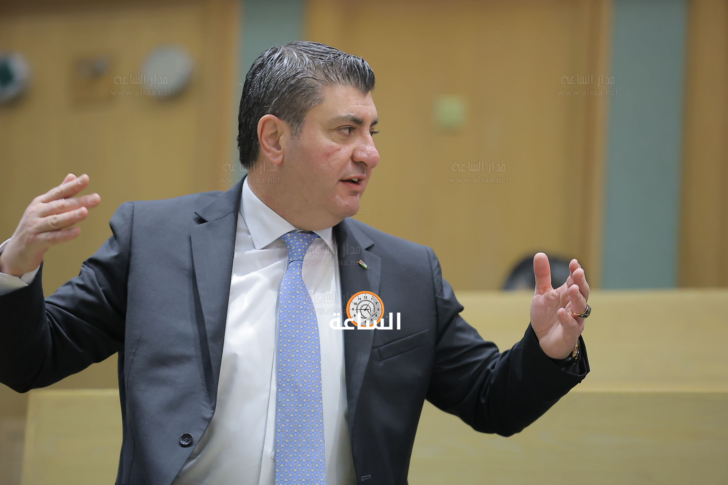 Madar Al-Saa Images 0.17393154458657967