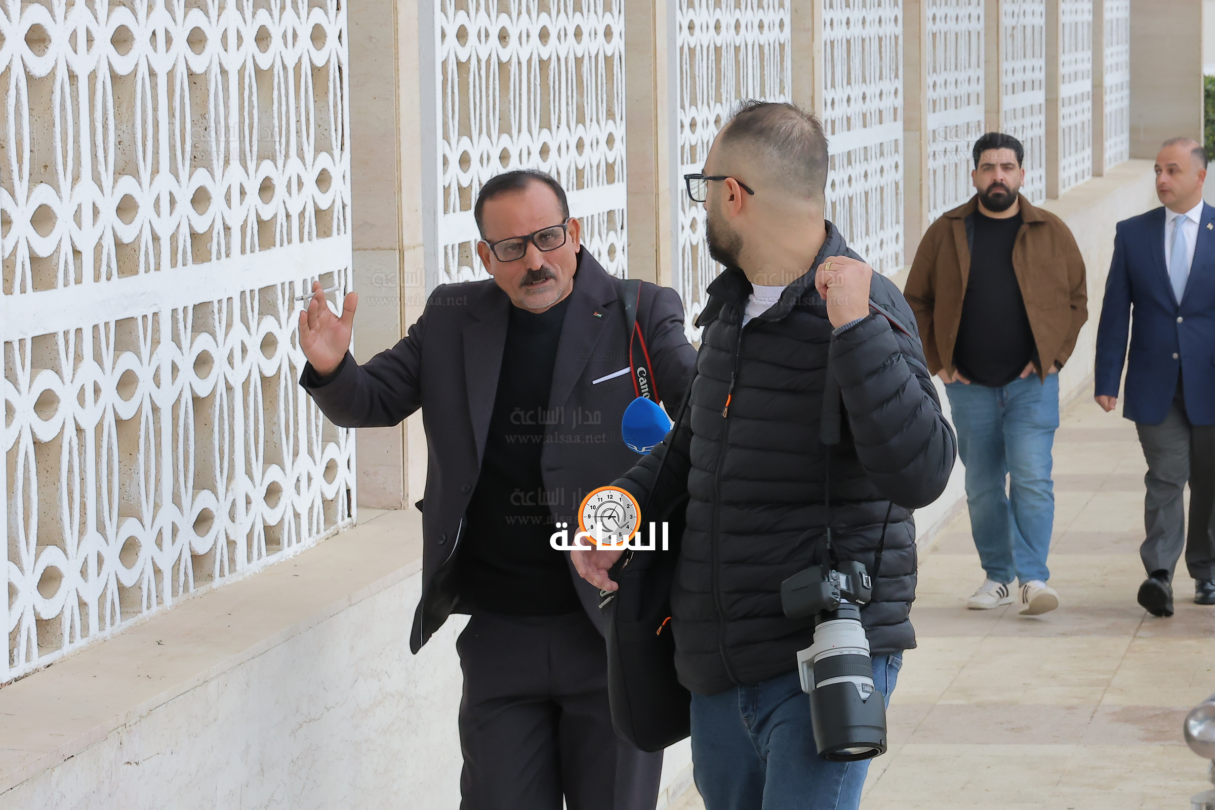 Madar Al-Saa Images 0.6018808655250611