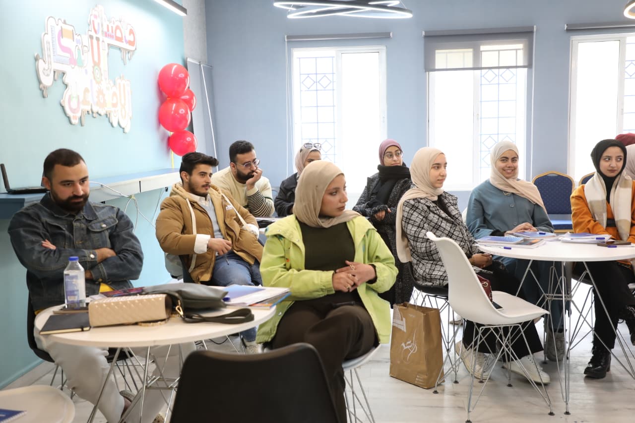 Madar Al-Saa Images 0.18665322046976274