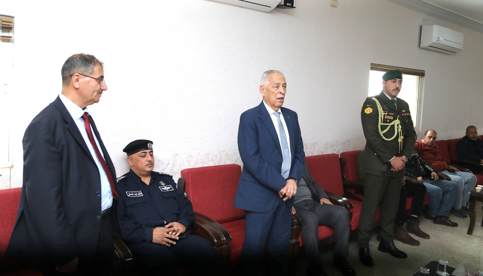 Madar Al-Saa Images 0.48623505000396927