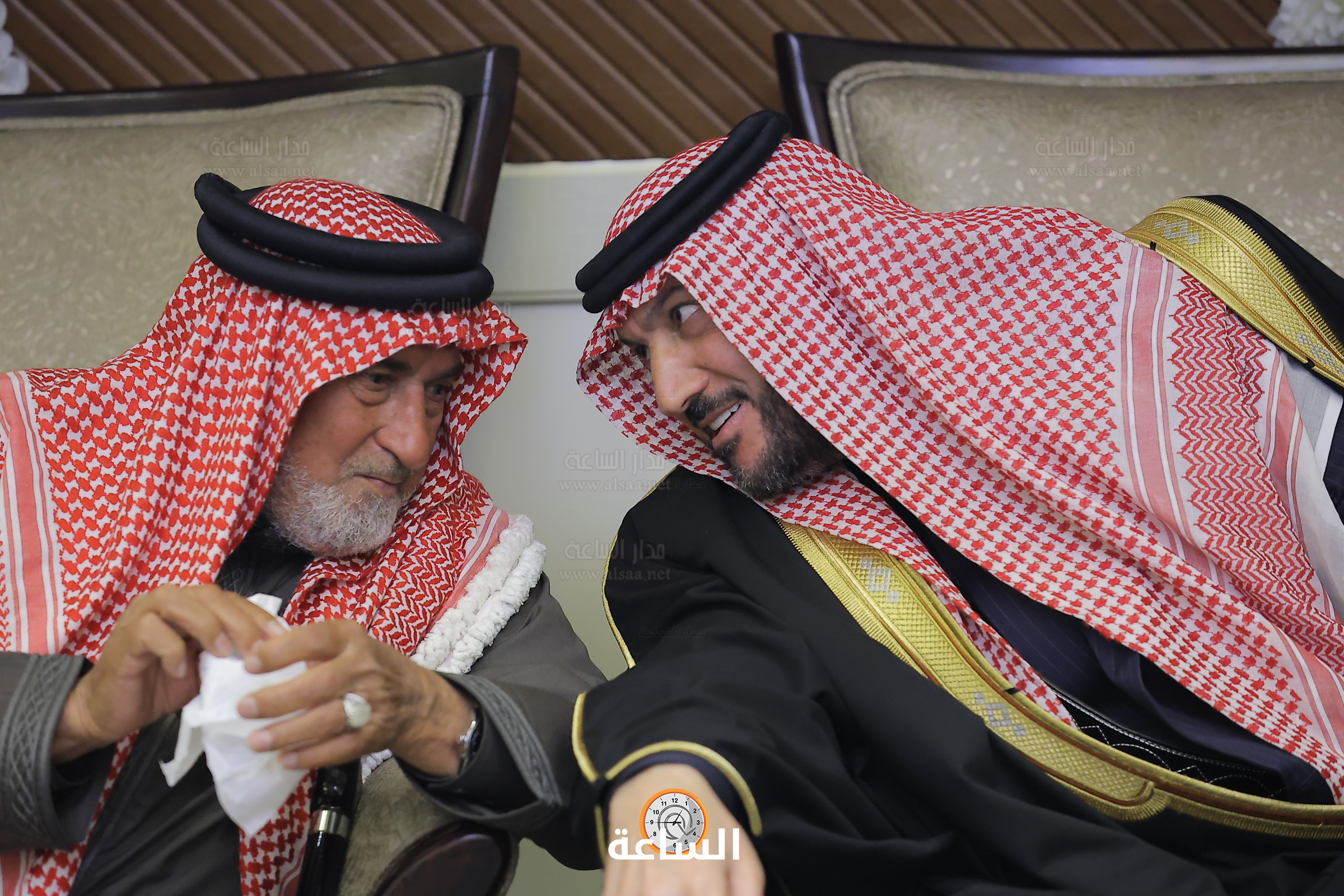 Madar Al-Saa Images 0.7849848044788499