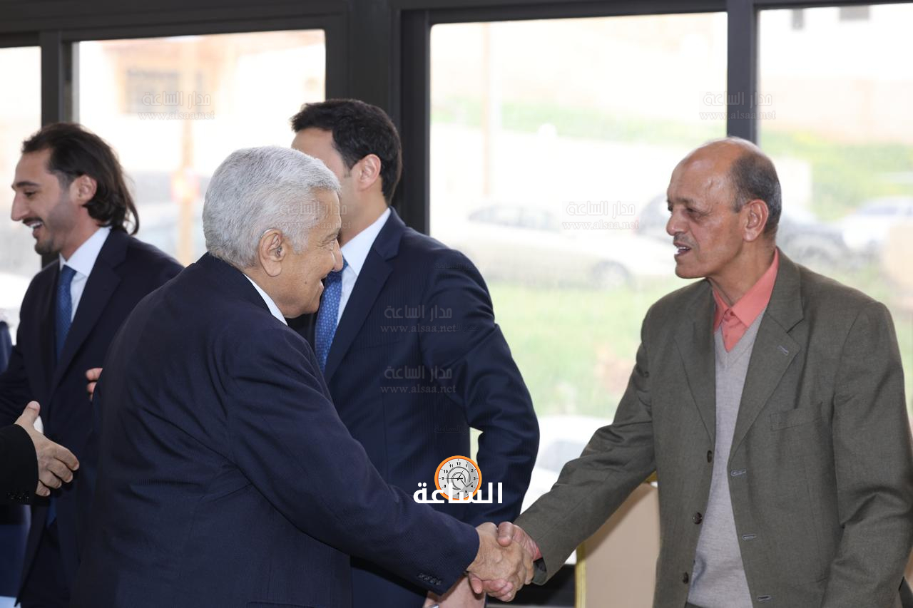 Madar Al-Saa Images 0.6980124914902189