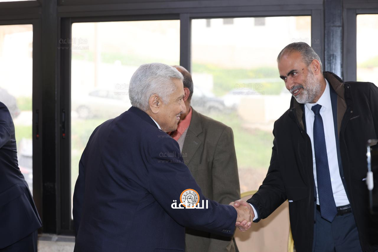 Madar Al-Saa Images 0.020964413525668024