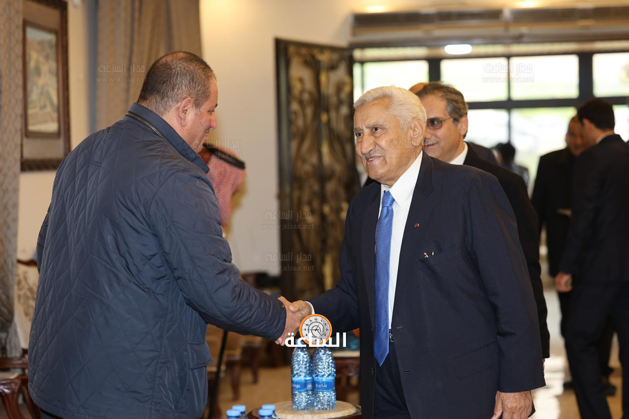 Madar Al-Saa Images 0.15582893479485893