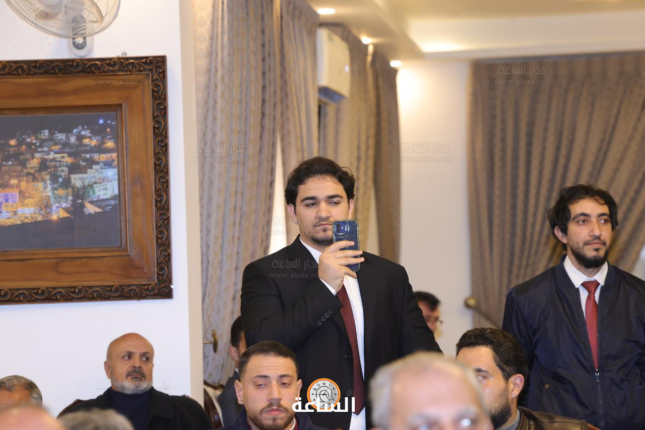 Madar Al-Saa Images 0.6103833036571472