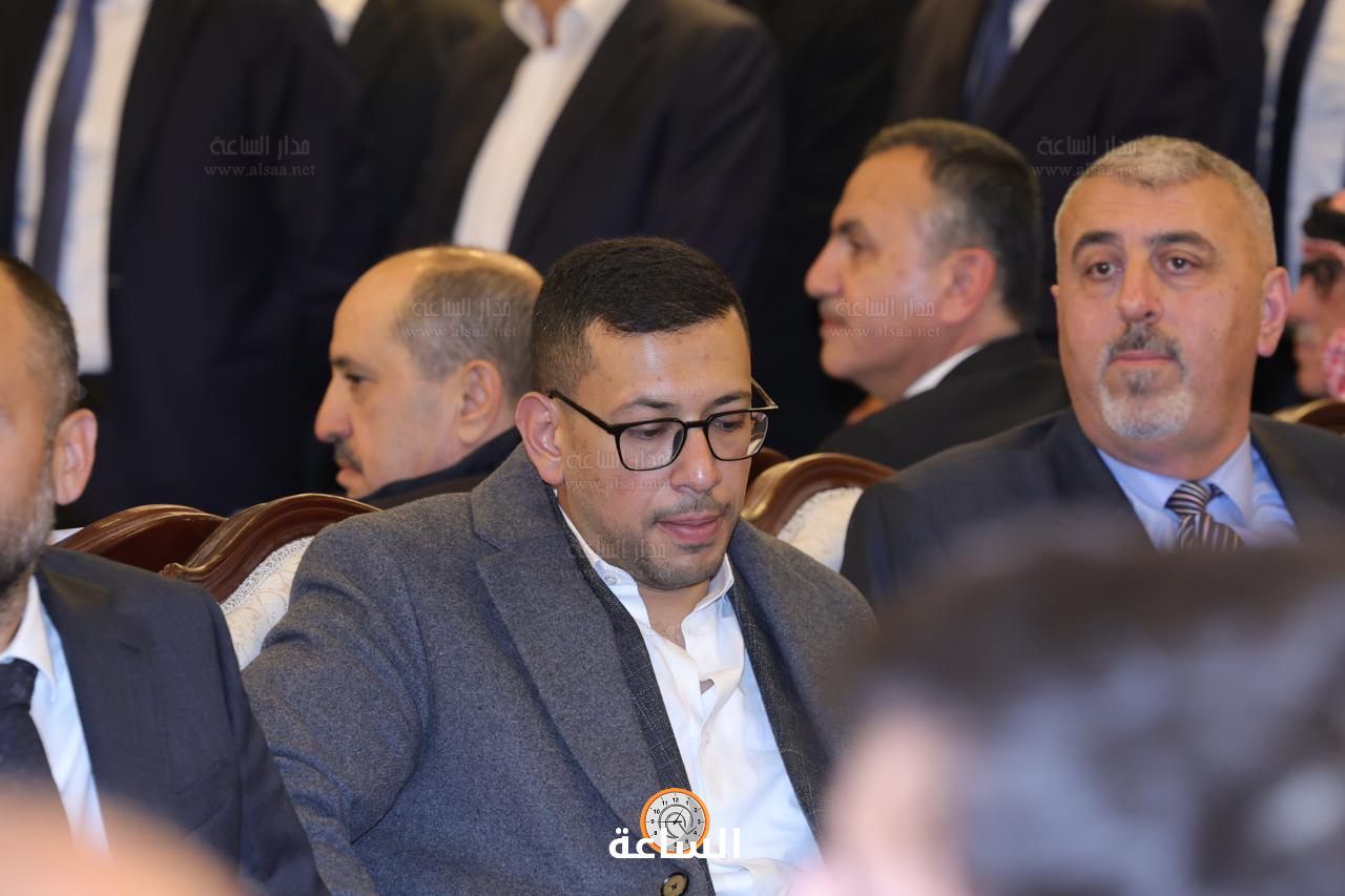 Madar Al-Saa Images 0.0011204696324155217