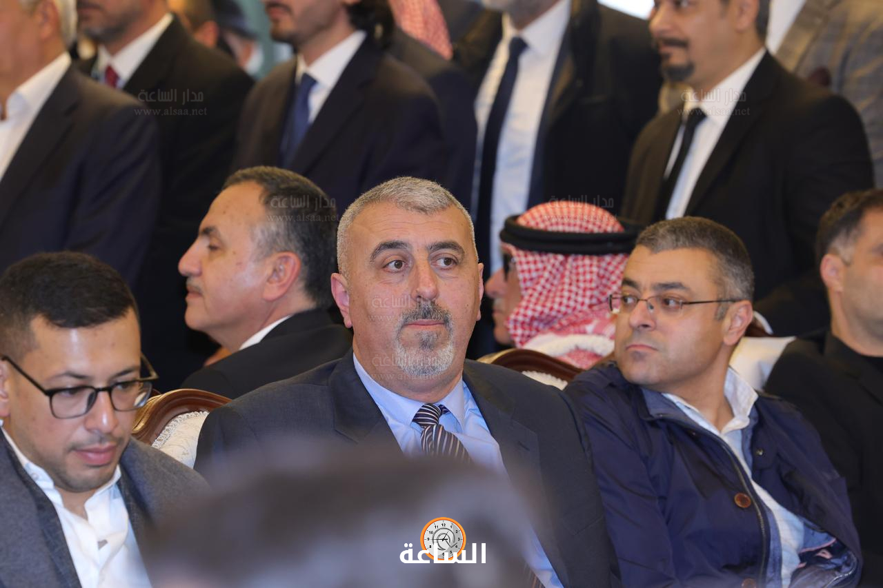 Madar Al-Saa Images 0.8243242673531279