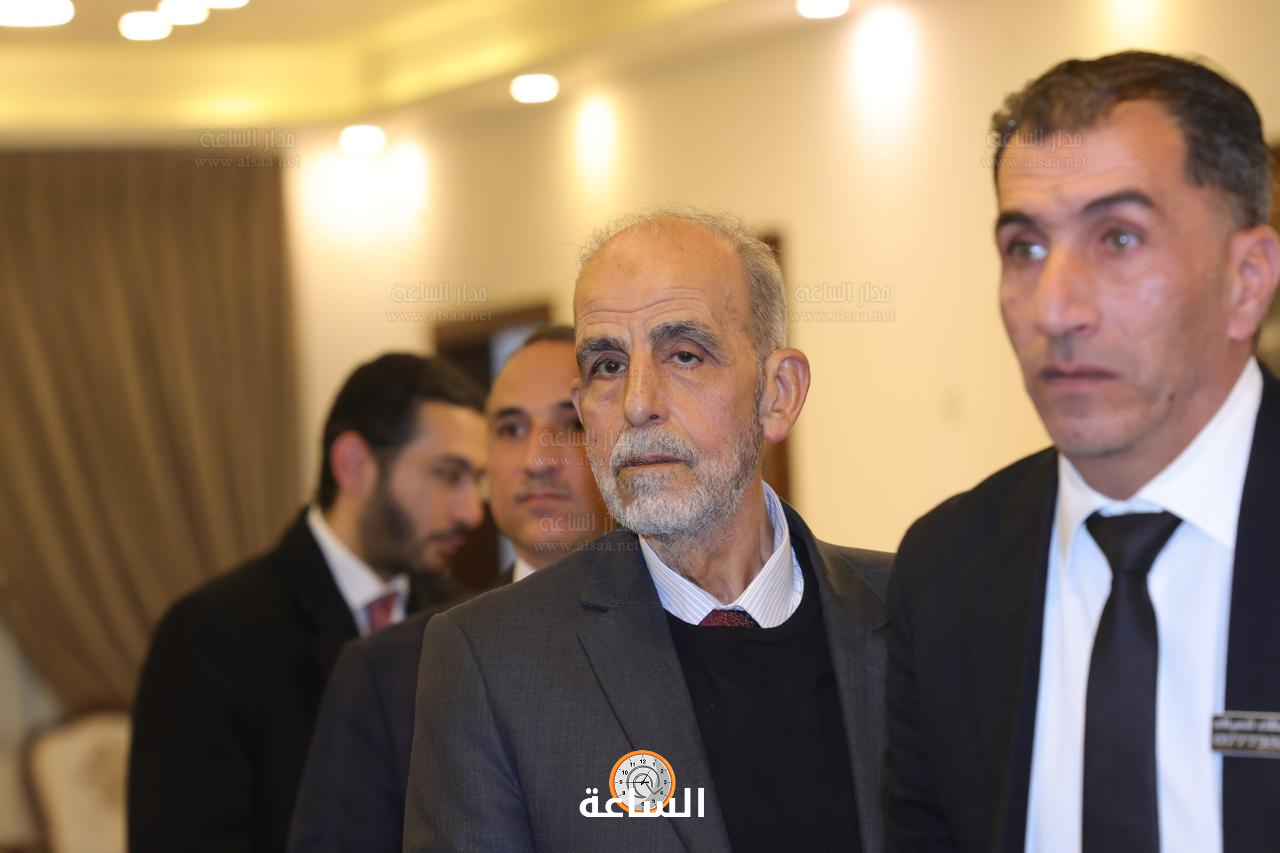 Madar Al-Saa Images 0.09000256726406819