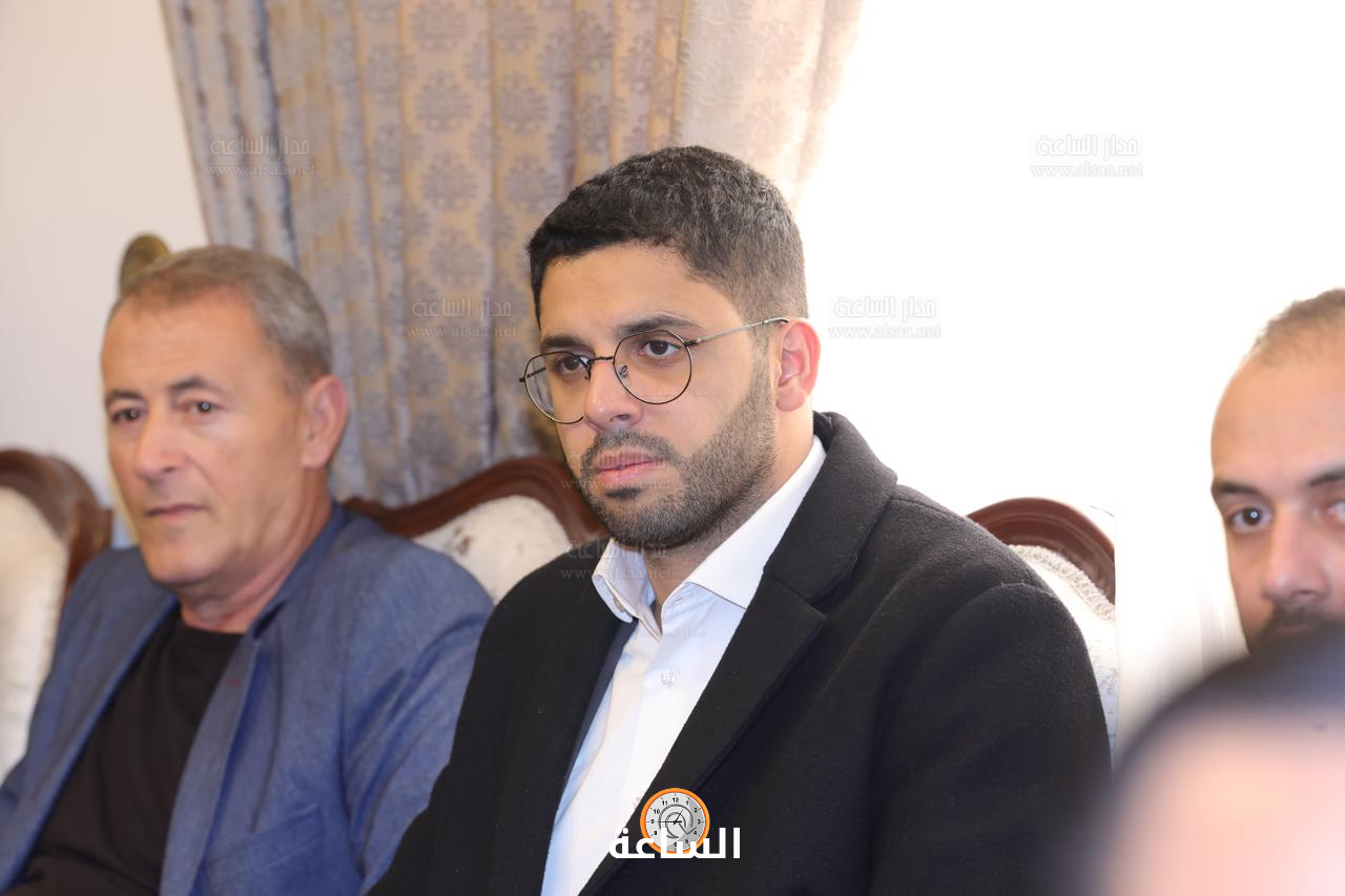 Madar Al-Saa Images 0.504819746825681