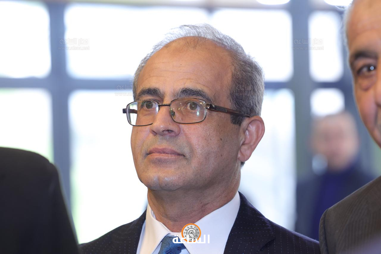 Madar Al-Saa Images 0.8877950563420421