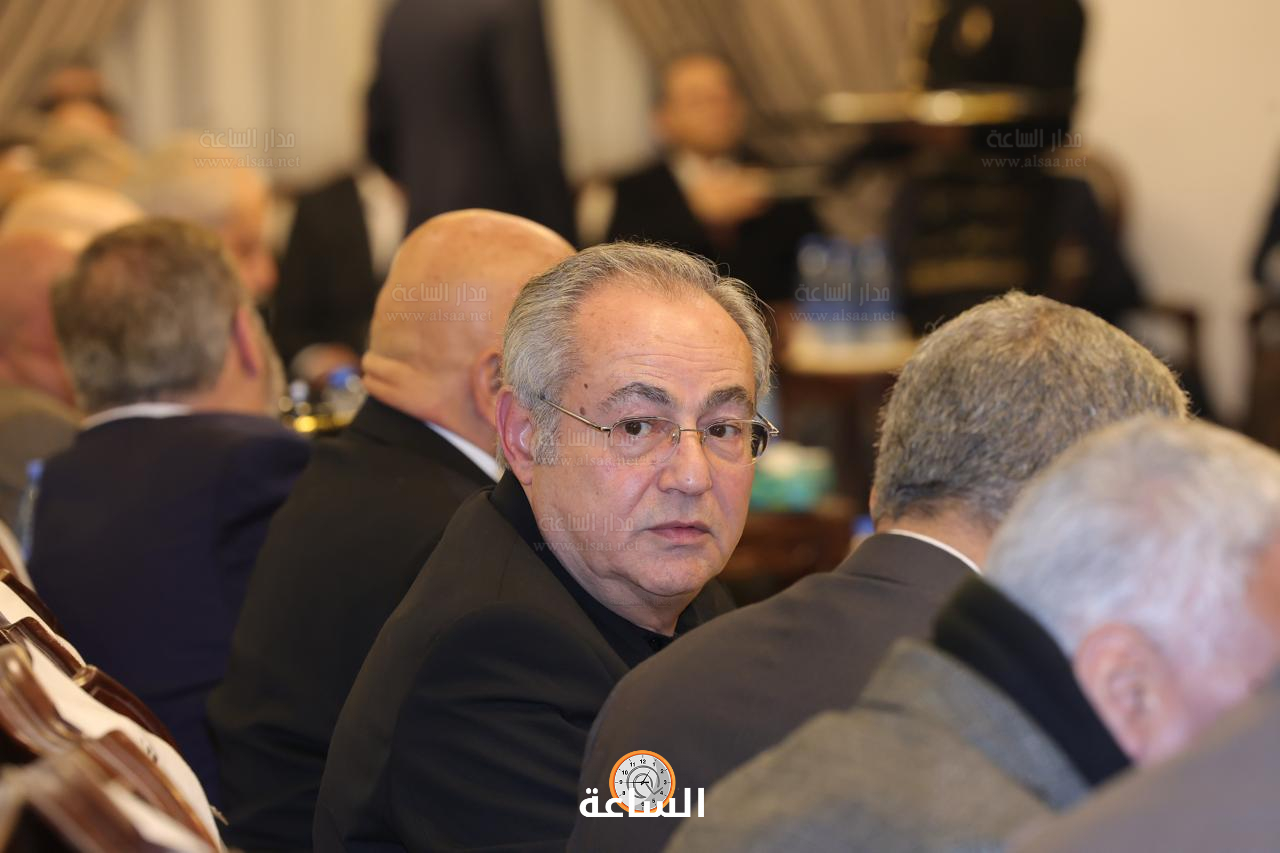 Madar Al-Saa Images 0.855383170719578