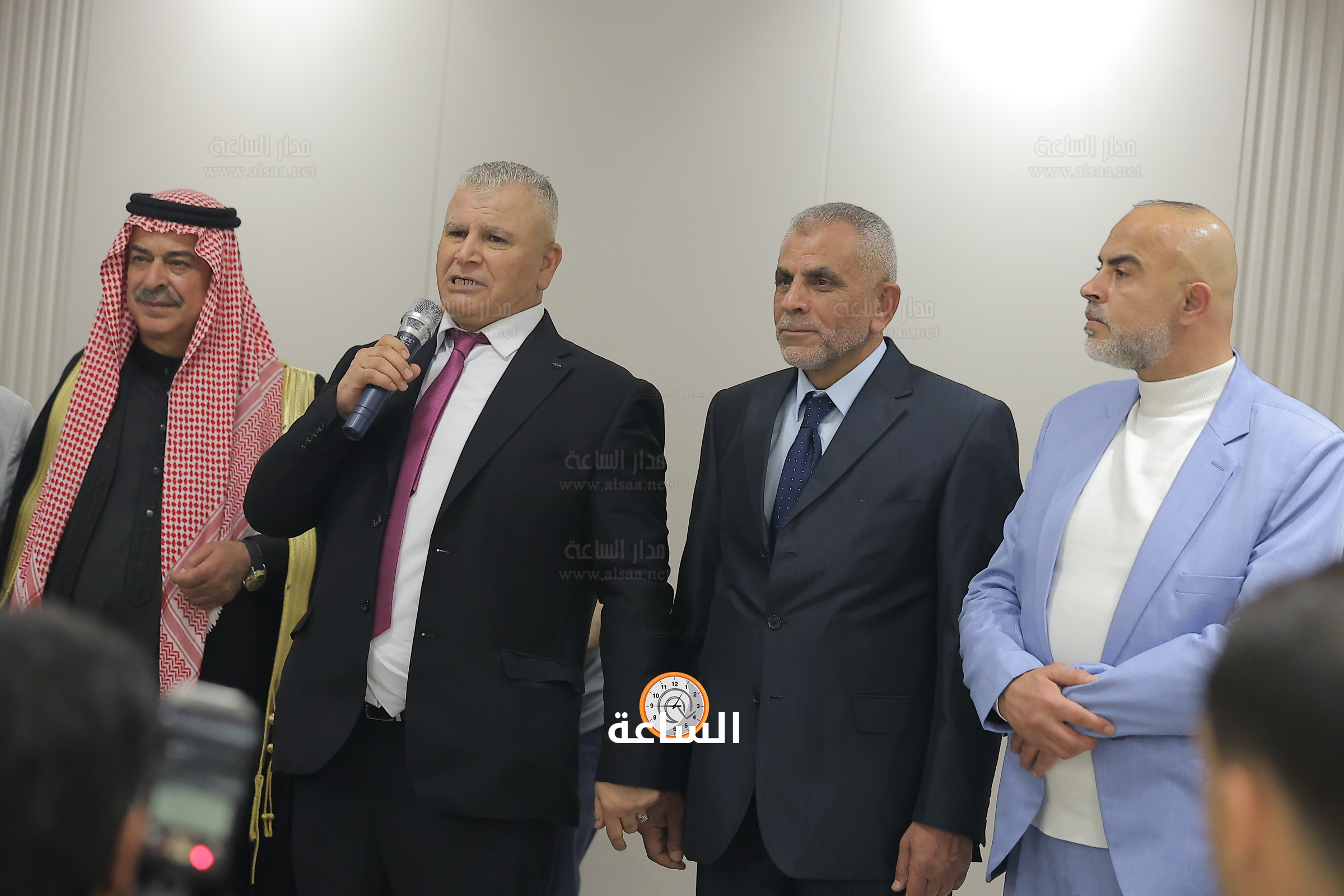 Madar Al-Saa Images 0.0166609617656176