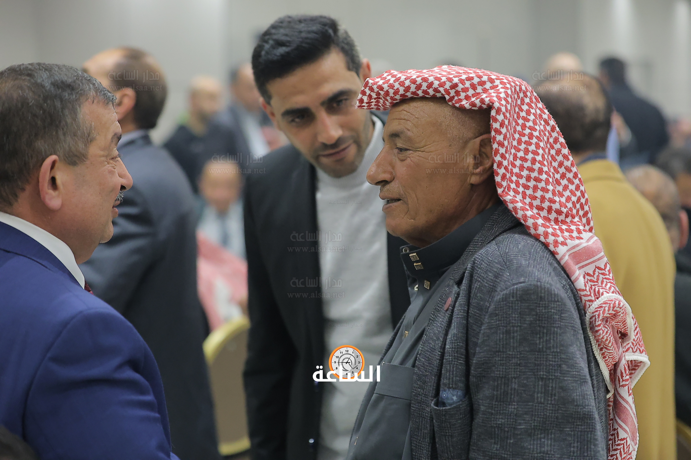 Madar Al-Saa Images 0.9182631528904766