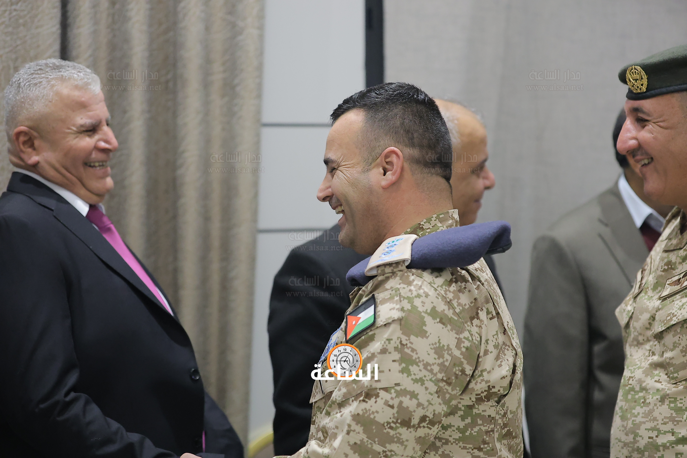 Madar Al-Saa Images 0.9684987205734502