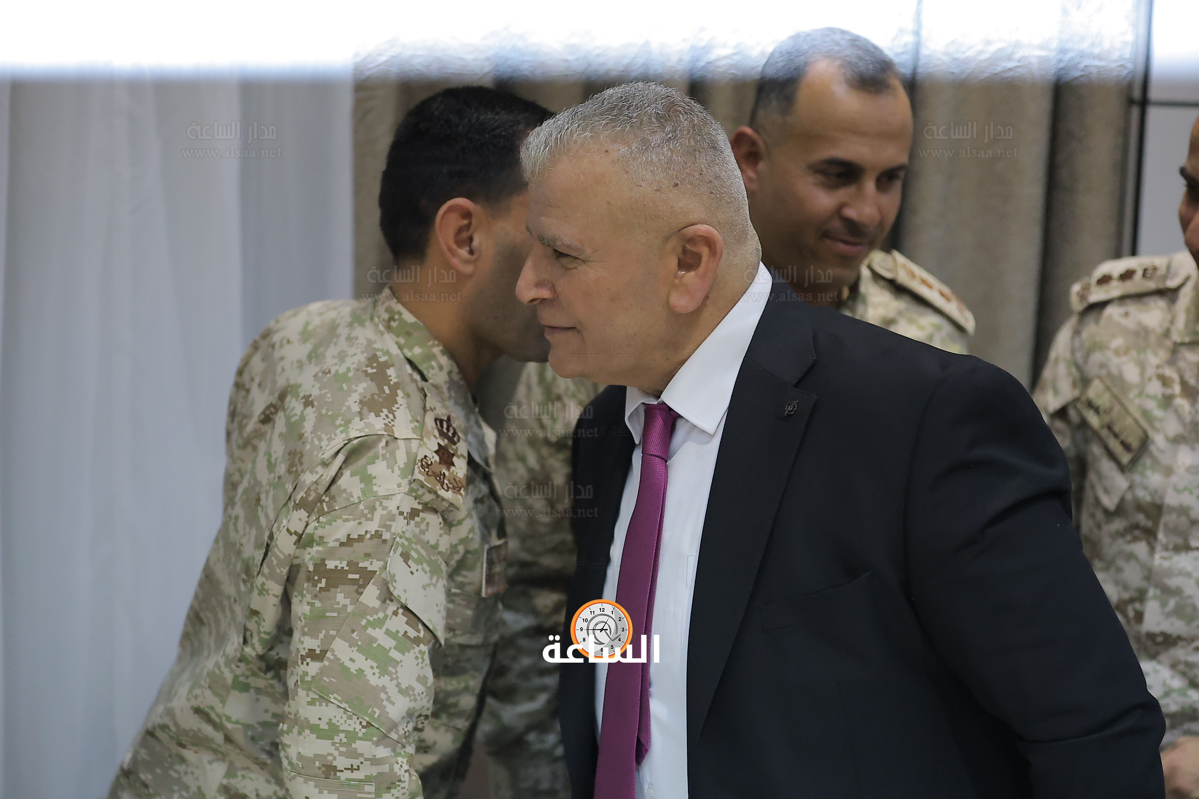 Madar Al-Saa Images 0.4369451361699823