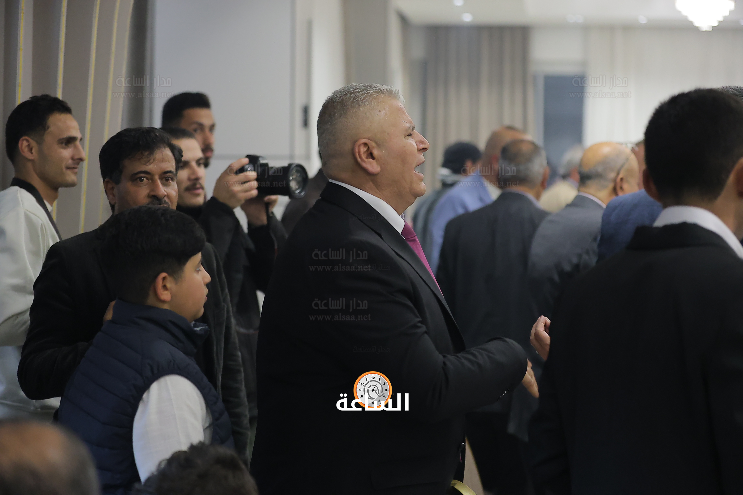 Madar Al-Saa Images 0.2092354460194733