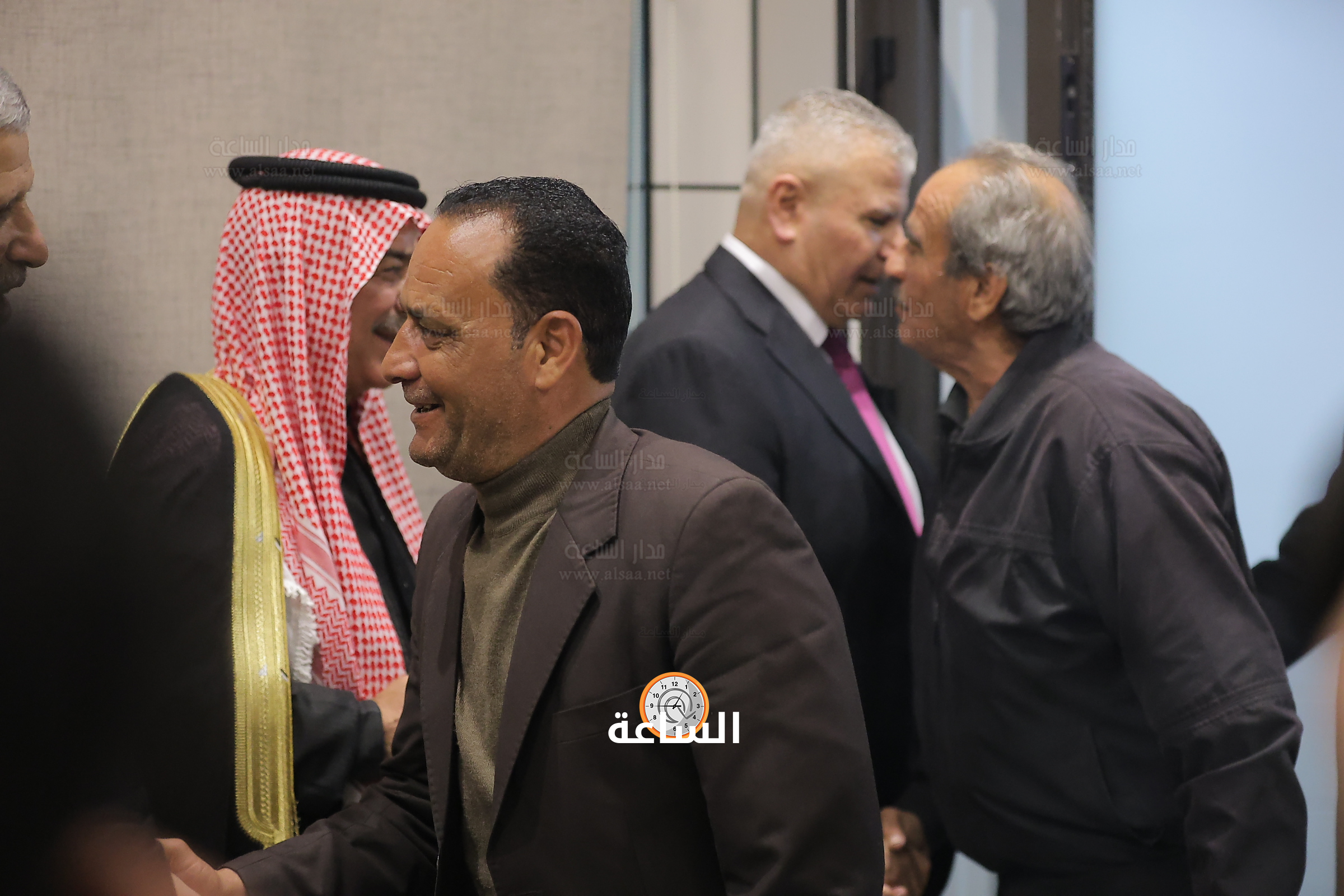 Madar Al-Saa Images 0.939733947525887