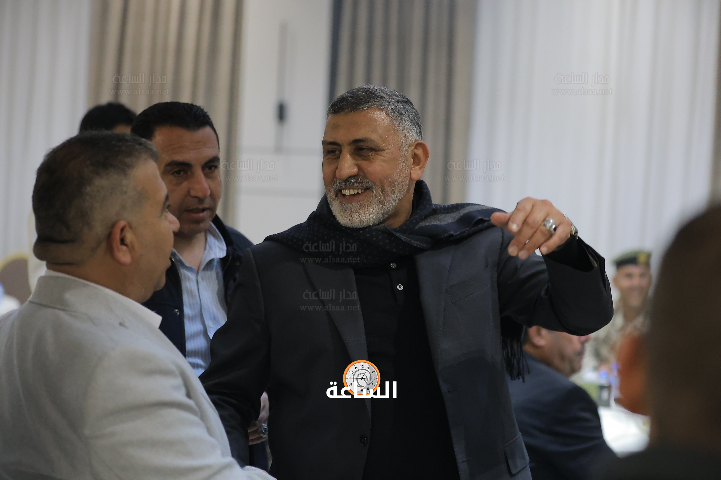 Madar Al-Saa Images 0.4754955911346279