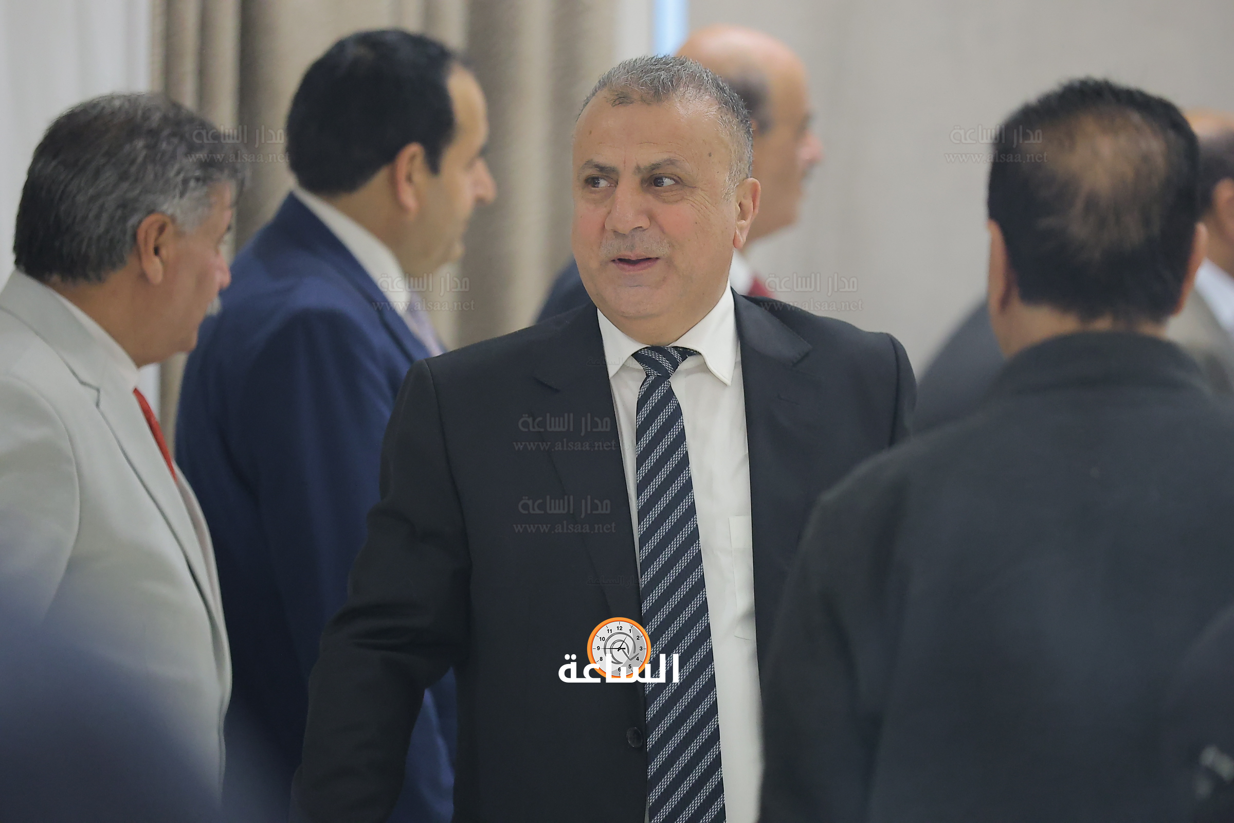 Madar Al-Saa Images 0.39131012421540545