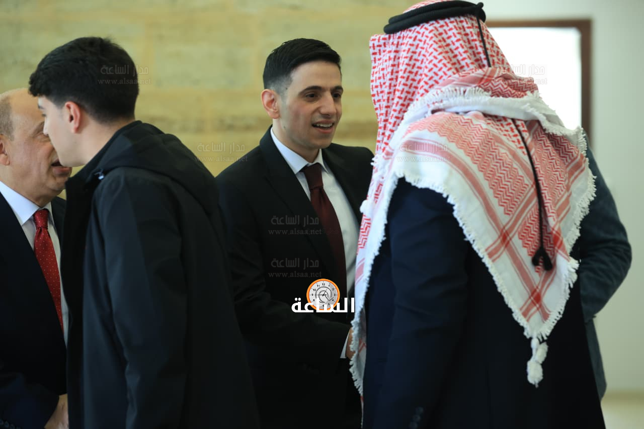 Madar Al-Saa Images 0.6922721972498226