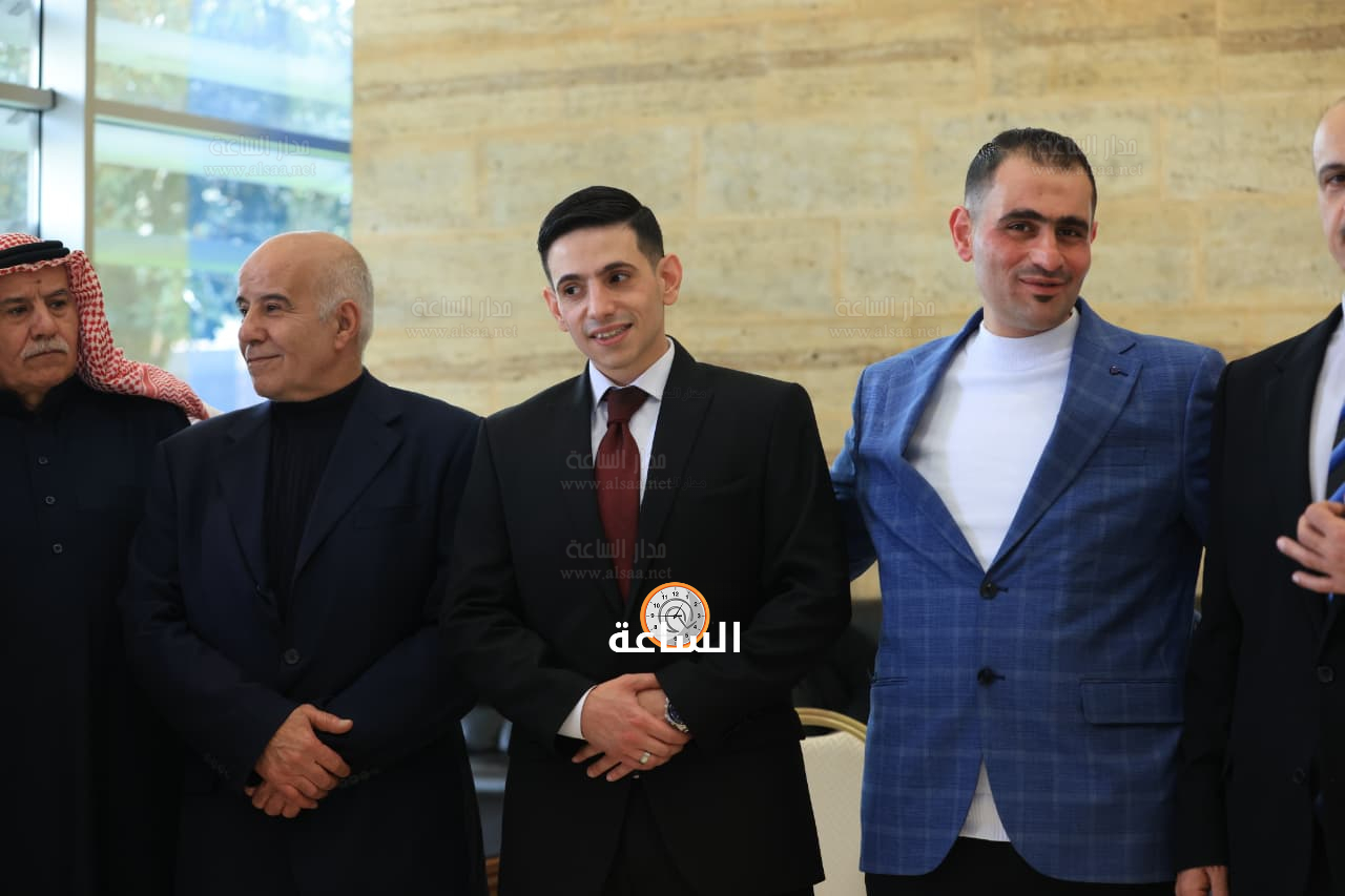 Madar Al-Saa Images 0.006182037448419497