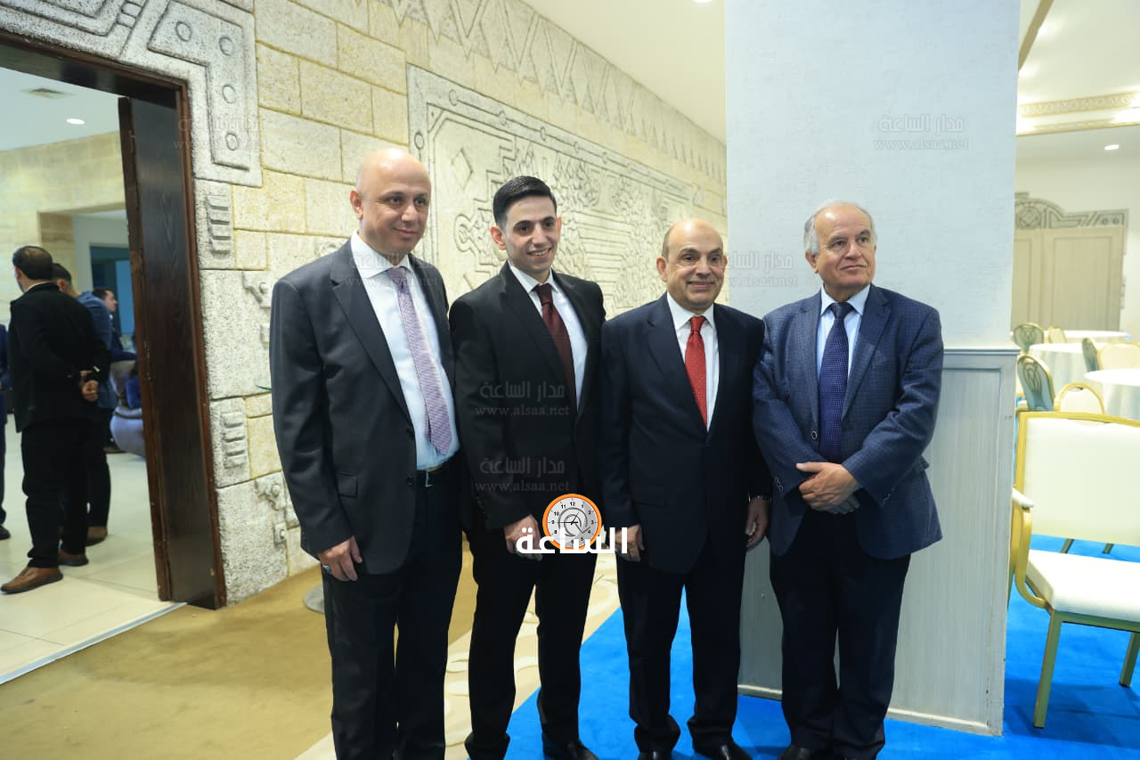 Madar Al-Saa Images 0.08946336077554418